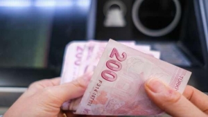 16-milyon-emekliyi-ilgilendiriyor-bayram-ikramiyesinde-surec-nasil-ilerleyecek-RwGXWzkL.jpg