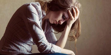 agir-depresyon-belirtileri-nelerdir-en-agir-depresyon-turu-nedir-agir-depresyon-nasil-gecer-GUaBTyve.jpg