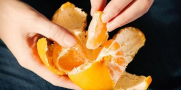 asil-vitamini-kabugunda-mandalinalarin-kabuklari-yenir-mi-faydalari-neler-5aHwDS6i.jpg