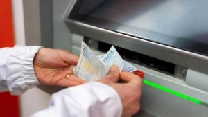 atmlerden-nakit-cekimde-yeni-donem-bankalarin-nakit-cekim-limiti-ne-kadar-olacak-etwRQAE5.jpg