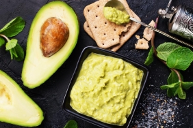 avokadonun-bilinmeyen-faydalari-30-gun-boyunca-her-gun-bir-adet-avokado-yerseniz-ui6aAHRF.jpg