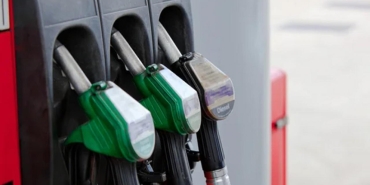 benzine-zam-gelebilir-1-depo-ne-kadara-doluyor-iste-guncel-akaryakit-fiyatlari-DjQlDGNd.jpg