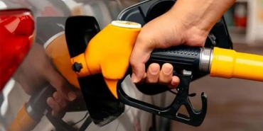 benzine-zam-gelecek-mi-litre-fiyati-ne-kadar-olacak-iste-guncel-akaryakit-fiyatlari-faBjPttX.jpg