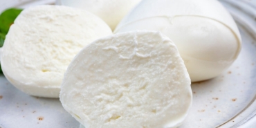 burrata-nedir-burrata-nasil-tuketilir-YGYS2UtF.jpg