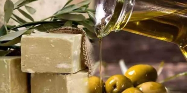 dogadan-gelen-guzellik-zeytinyagli-defne-sabunu-faydalari-nelerdir-ezp6fMLl.jpg