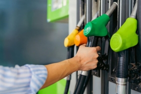 guncel-akaryakit-fiyatlari-13-kasim-benzin-motorin-ve-lpg-guncel-litre-fiyati-ne-kadar-mOnSLydk.jpg