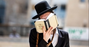haredi-yahudilik-nedir-haredi-museviler-kimlerdir-RiXQW9YS.jpg