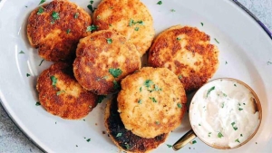 kalan-patates-puresini-degerlendirme-2-malzemeli-patates-puresi-boregi-tarifi-nasil-yapilir-rXNZsnjX.jpg