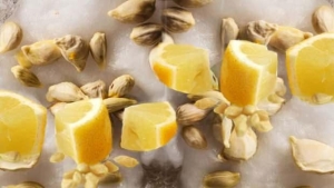 limon-cekirdegi-nasil-tuketilir-faydalari-nelerdir-limon-cekirdegi-ne-faydasi-var-NEUiJg7g.jpg
