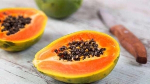 papaya-meyvesi-nasil-kesilir-papaya-meyvesi-dilimlemenin-4-farkli-yolu-a4GH1YFa.jpg