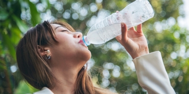 sicakta-neden-su-icmelisiniz-sasirtan-faydalari-Z6j2VrUf.jpg