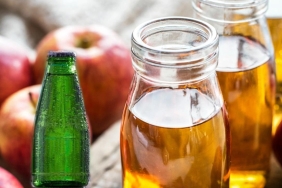 sirkeli-maden-suyu-faydalari-nelerdir-elma-sirkesi-maden-suyu-karisimi-icilir-mi-9dFb4SE9.jpg