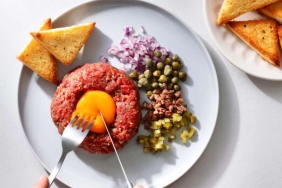 sofistike-zevkler-icin-mukemmel-steak-tartar-tarifi-nasil-yapilir-1y4tyCZM.jpg
