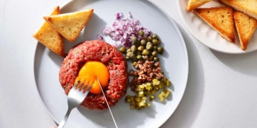 sofistike-zevkler-icin-mukemmel-steak-tartar-tarifi-nasil-yapilir-1y4tyCZM.jpg