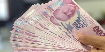 yarin-memur-ve-emekli-zamlari-netlesiyor-maas-artislari-ne-kadar-olacak-nTpINz5R.jpg