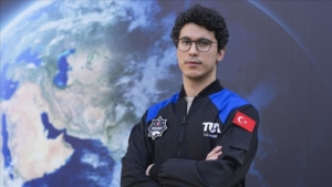 astronot-atasever-anlatti-uzay-calismalarinda-son-1-yil-nasil-gecti-DqkzabIN.jpg