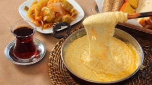 karadeniz-mihlama-tarifi-4-kisilik-nefis-kuymak-nasil-yapilir-puf-noktalari-BlIKbPuO.jpg